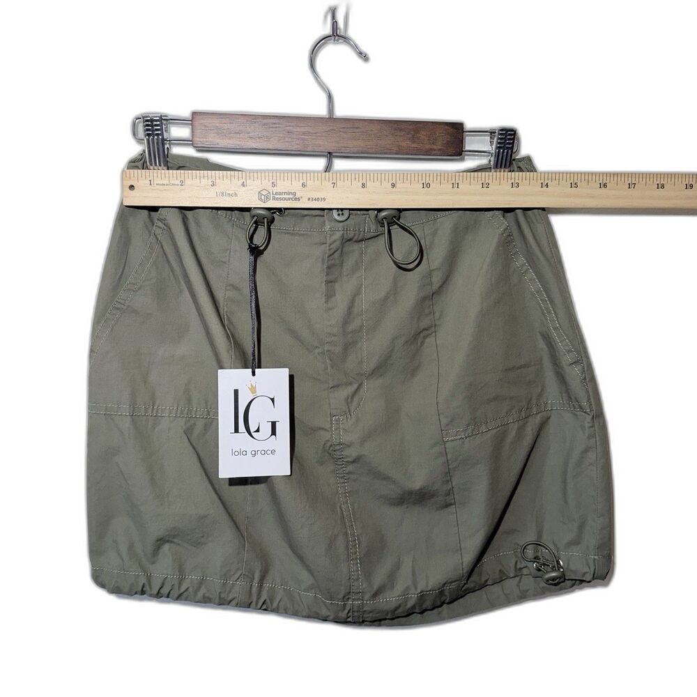 Lola Grace Olive Green Cargo Mini Skirt DrawString, Pockets, Women’s XS NWT - Picture 3 of 7